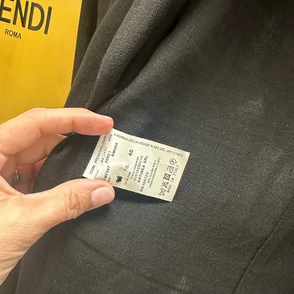 Armani linen blazer (medium ) - Picture 6 of 8